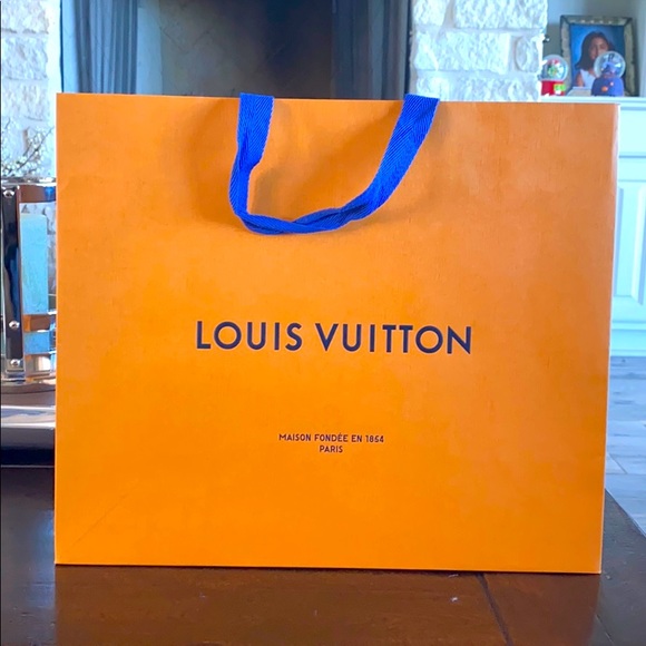 Louis Vuitton Medium Giftbag